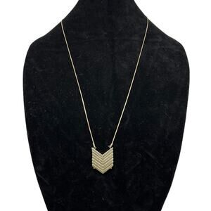 Chevron Arrow V-Shaped Pendant Necklace